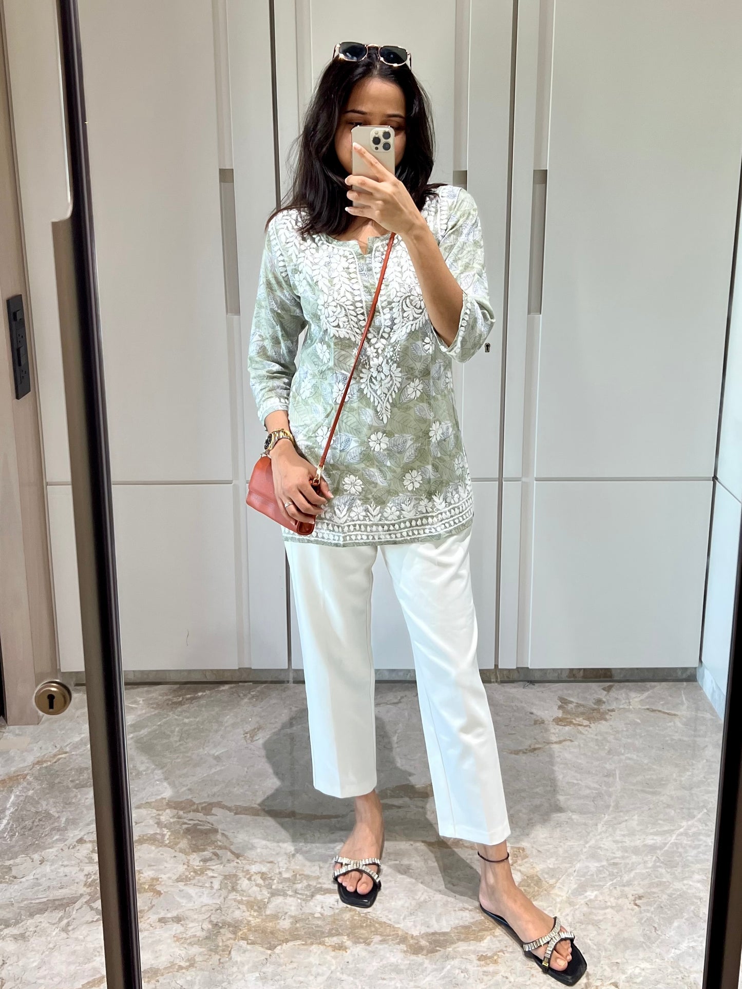 Green Chikankari Straight Mul Short Kurti - Desi Hart