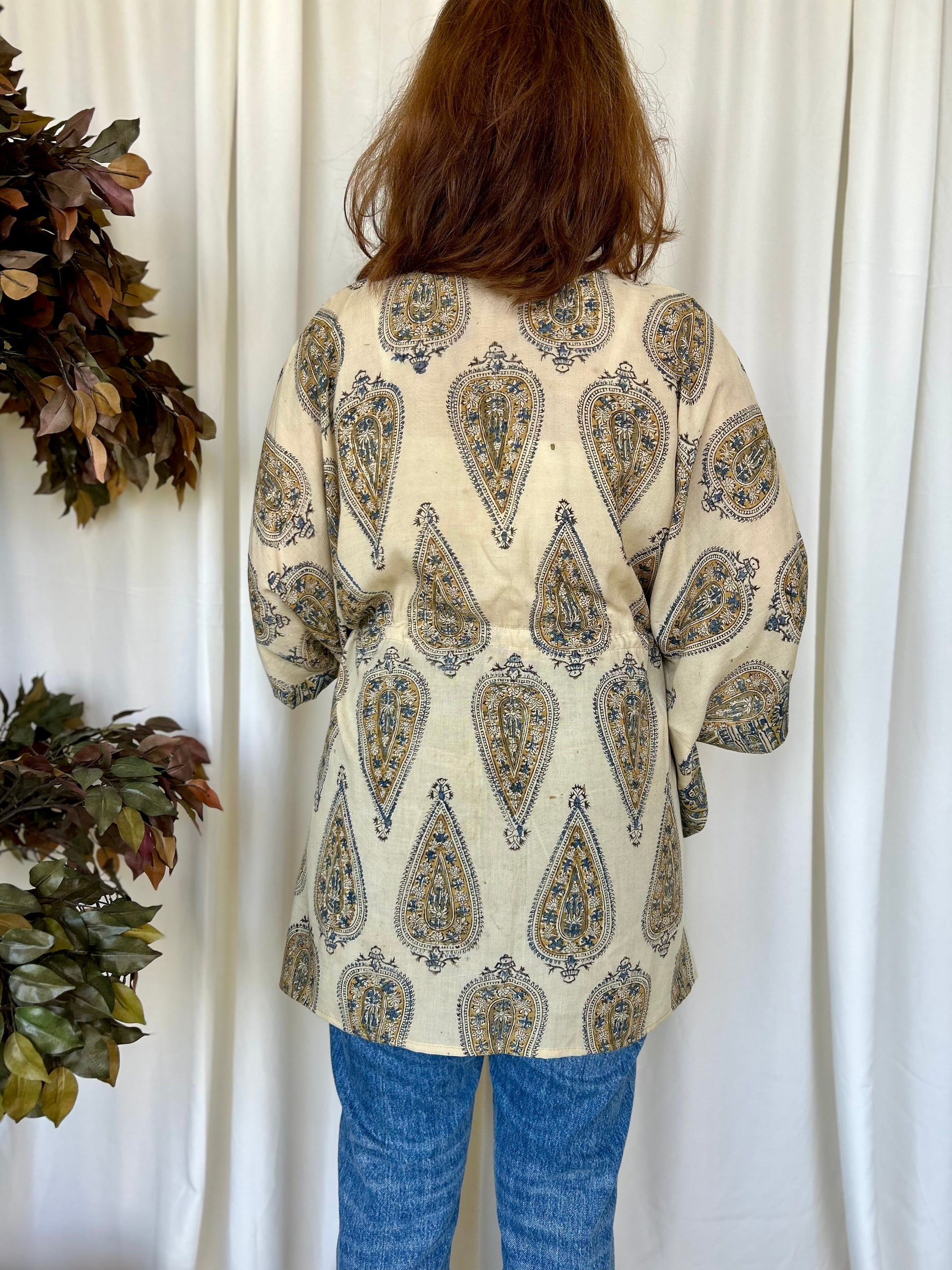 Cream Kalamkari Relaxed Modal Short Top - Desi Hart