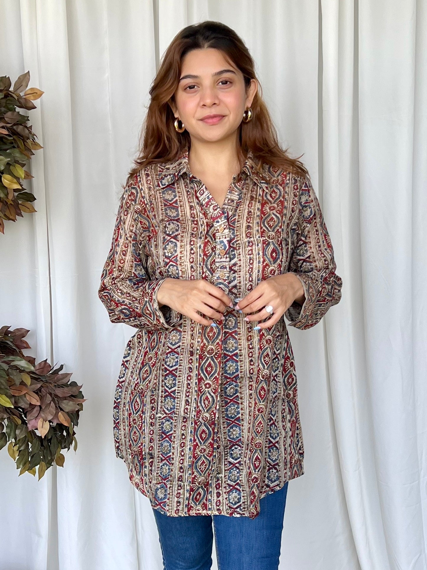 Red Kalamkari Relaxed Cotton Short Kurti - Desi Hart