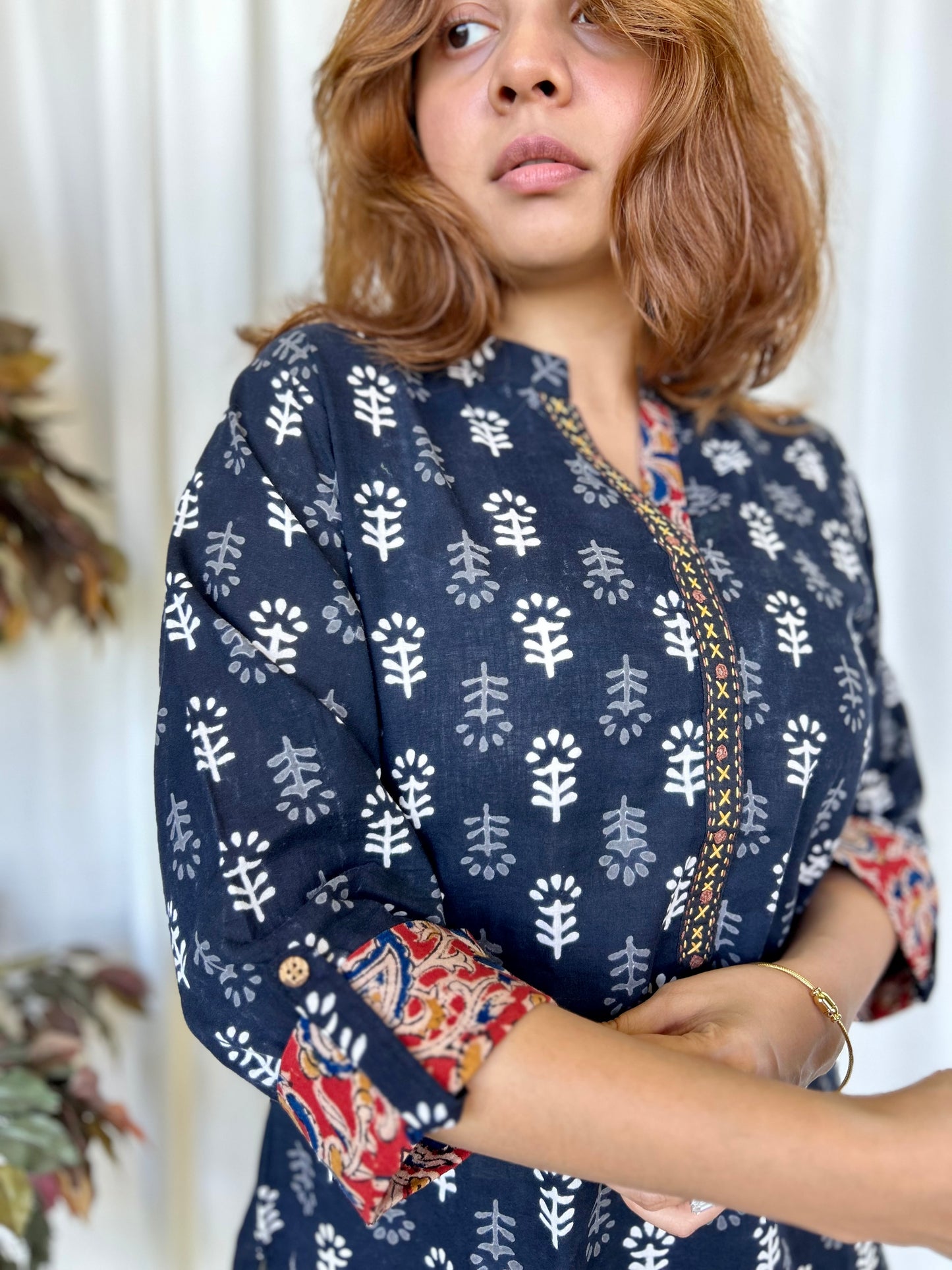 Black Hand Block Straight Cotton Short Kurti - Desi Hart