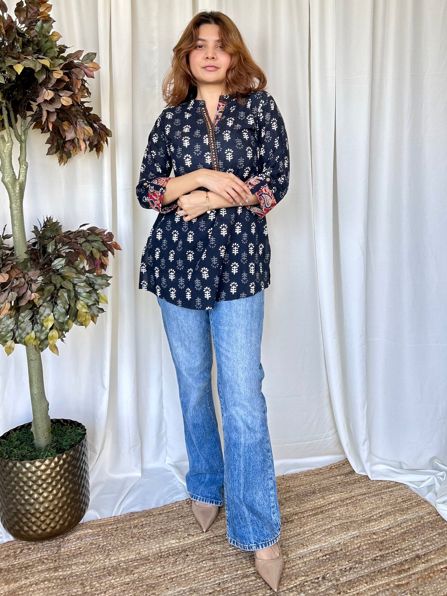 Black Hand Block Straight Cotton Short Kurti - Desi Hart