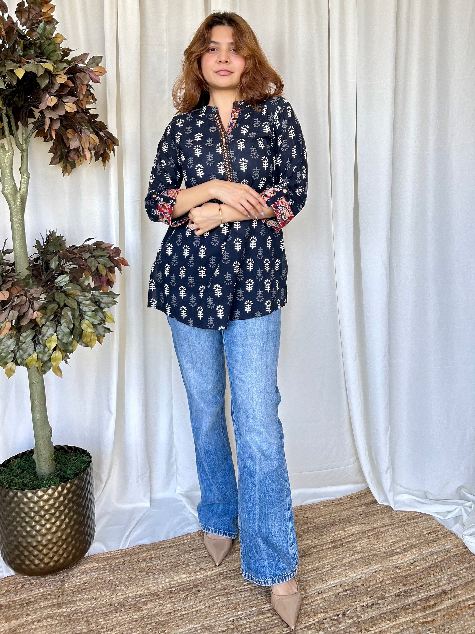 Black Hand Block Straight Cotton Short Kurti - Desi Hart