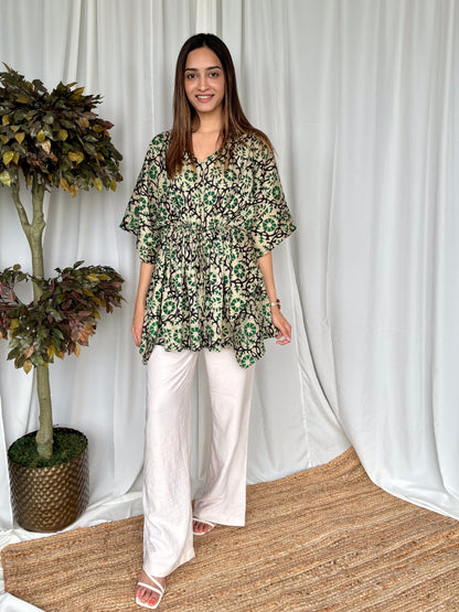 Green Hand Block Relaxed Satin Short Top - Desi Hart 